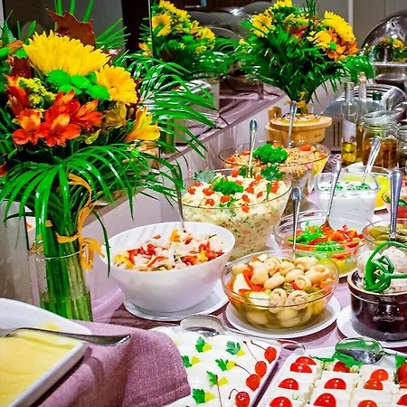 Hotel Nowy Dwor Elizy Blisko Sky Bridge Hotel