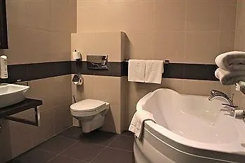 Hotel Hotel Nowy Dwor Elizy Blisko Sky Bridge