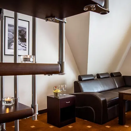 Hotel Nowy Dwor Elizy Blisko Sky Bridge Hotel 3*