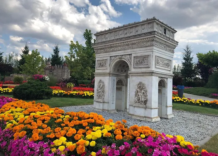 Nowy Dwor Elizy Blisko Sky Bridge 호텔