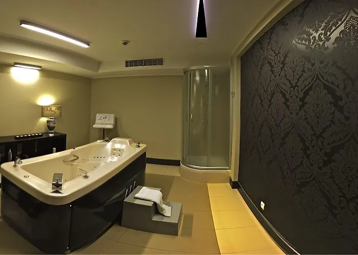 호텔 Nowy Dwor Elizy Blisko Sky Bridge 3*