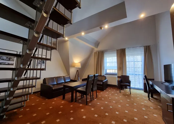 Hotel Nowy Dwor Elizy Blisko Sky Bridge Dlugopole-Zdroj