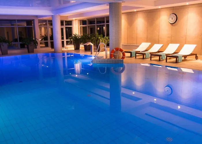 Hotel Nowy Dwor Elizy Blisko Sky Bridge Hotel