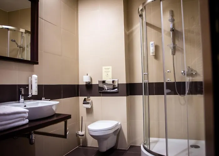 Hotel Nowy Dwor Elizy Blisko Sky Bridge 3*