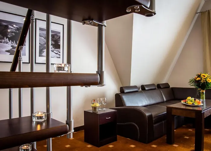 Hotel Nowy Dwor Elizy Blisko Sky Bridge Hotel 3*